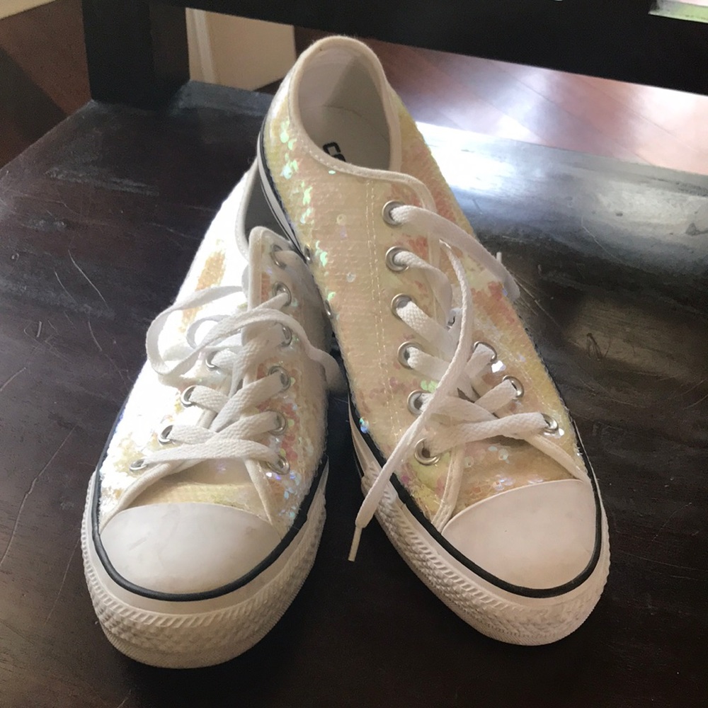 Converse Chuck Taylor Lo Iridescent Sequin Sneaker